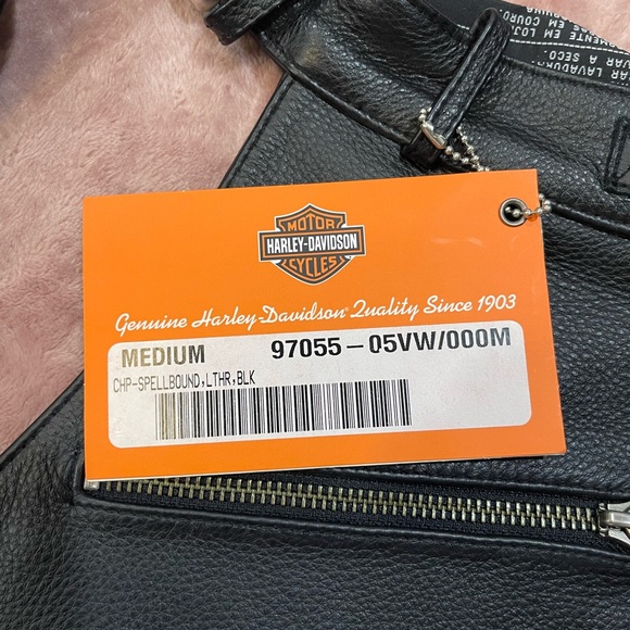 Harley-Davidson Limited Edition Black Leather Gear - Picture 2 of 6